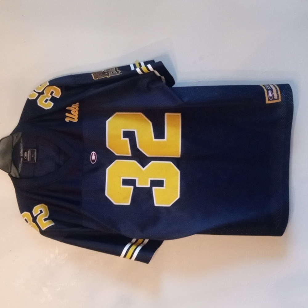 UCLA #32 Colosseum vintage Football XXL  jersey Preowned from the 90s